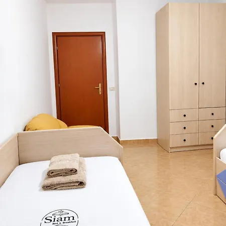 Siam Apartamento *
